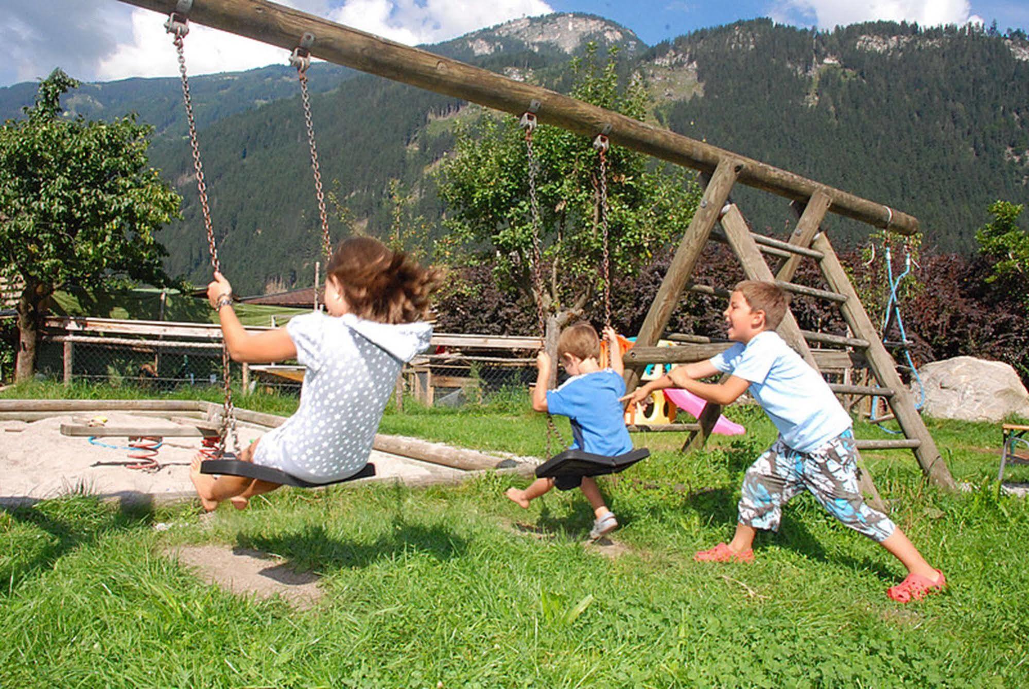 Alpenchalet Brucke Villa Mayrhofen Exterior foto